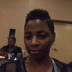 Meet your Posher, Donica